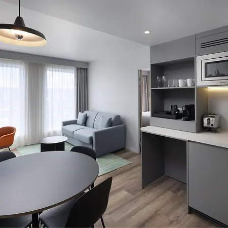 By Marriott Paris Charles De Gaulle Airport 4* Roissy-en-France