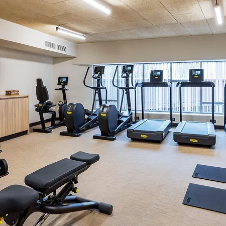 Hotel By Marriott Paris Charles De Gaulle Airport