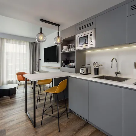 By Marriott Paris Charles De Gaulle Airport Hotel Roissy-en-France