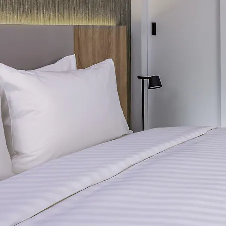 By Marriott Paris Charles De Gaulle Airport