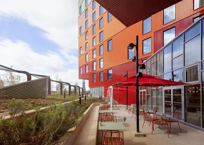 호텔 By Marriott Paris Charles De Gaulle Airport 4*