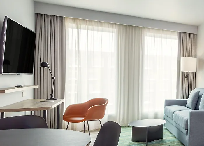 호텔 By Marriott Paris Charles De Gaulle Airport