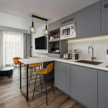 By Marriott Paris Charles De Gaulle Airport 호텔 4*